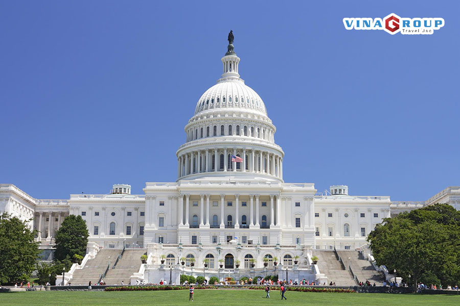 HOA KỲ - LIÊN TUYẾN ĐÔNG TÂY