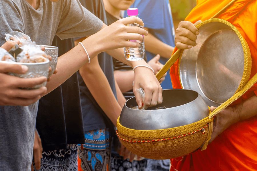 Khám Phá Songkran: Lễ Hội Té Nước Thái Lan Cực “Chất”